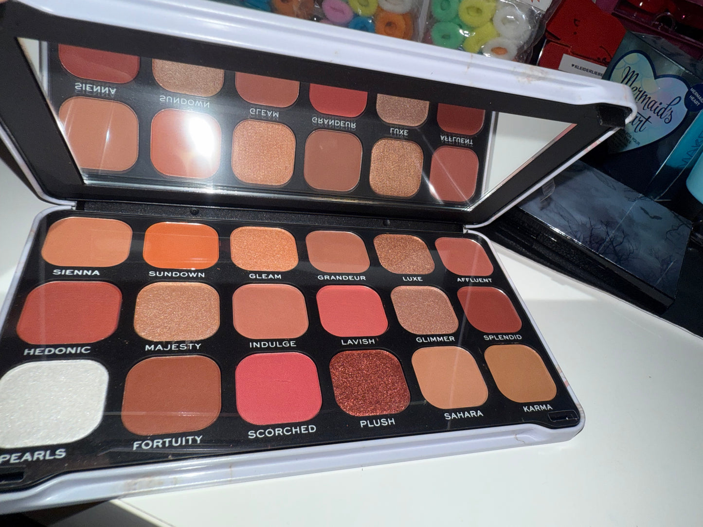 Palette Revolution